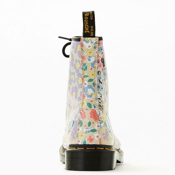Dr Martens Floral Mashup Backhand Sz 8 - Picture 3 of 6